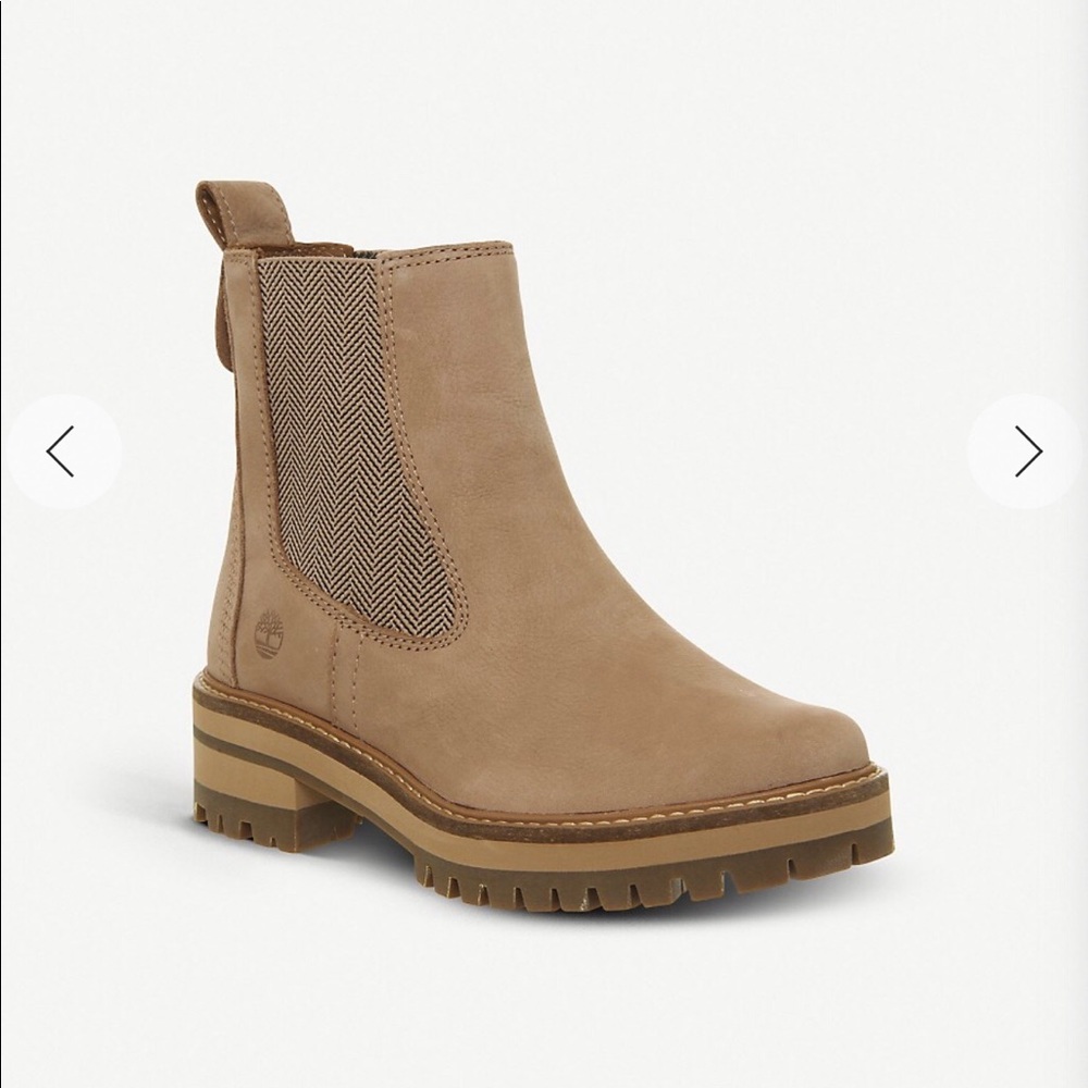 Women’s Timberland Courmayeur Valley Chelsea boots